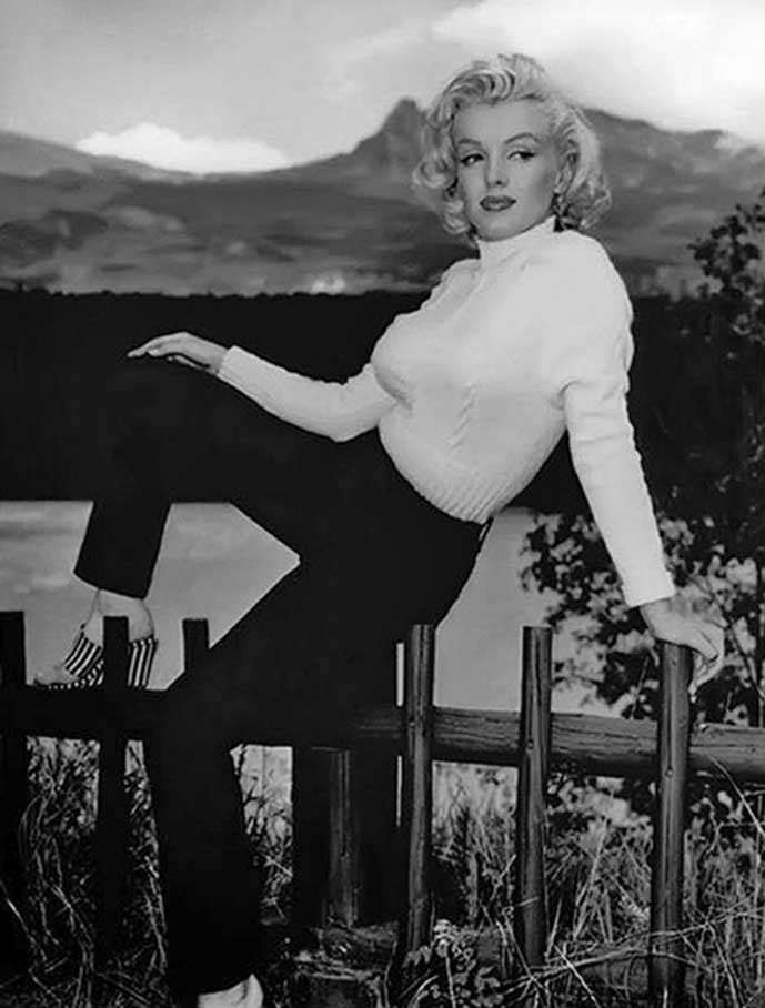 Marilyn Monroe Source: www.scostumista.com/2014/03/fisherman-sweater.html