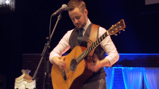 Alan Kavanagh has gone viral with his rendition of the late, great Leonard Cohen’s “Hallelujah”.