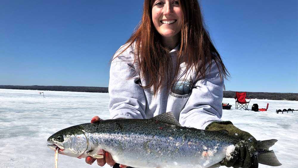 Best ice fishing in Northern Ontario - Celtic Canada